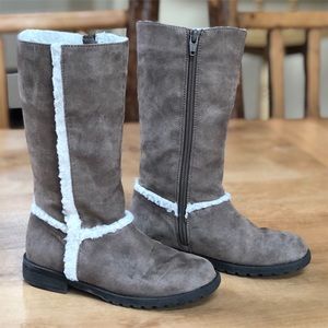 American Eagle Fashion Boot
